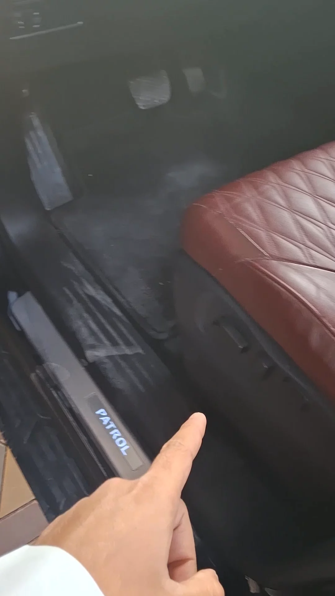 Car video thumbnail 1 of 7