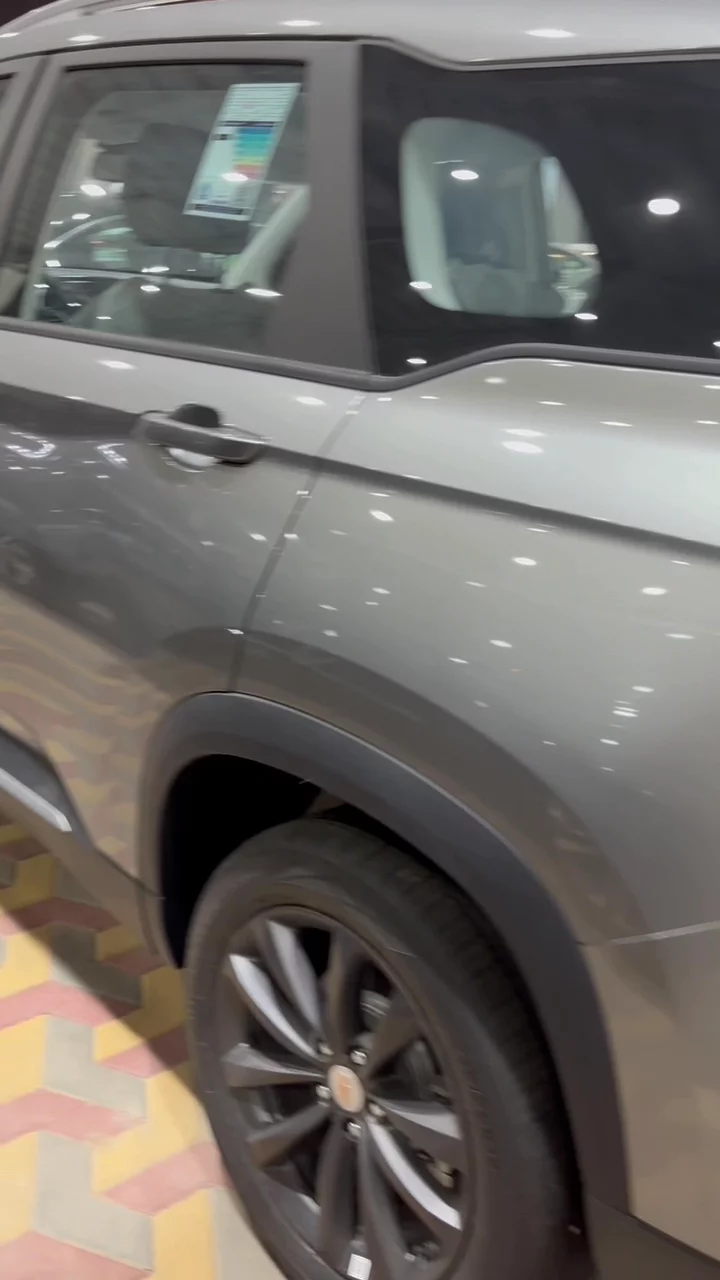 Car video thumbnail 1 of 10