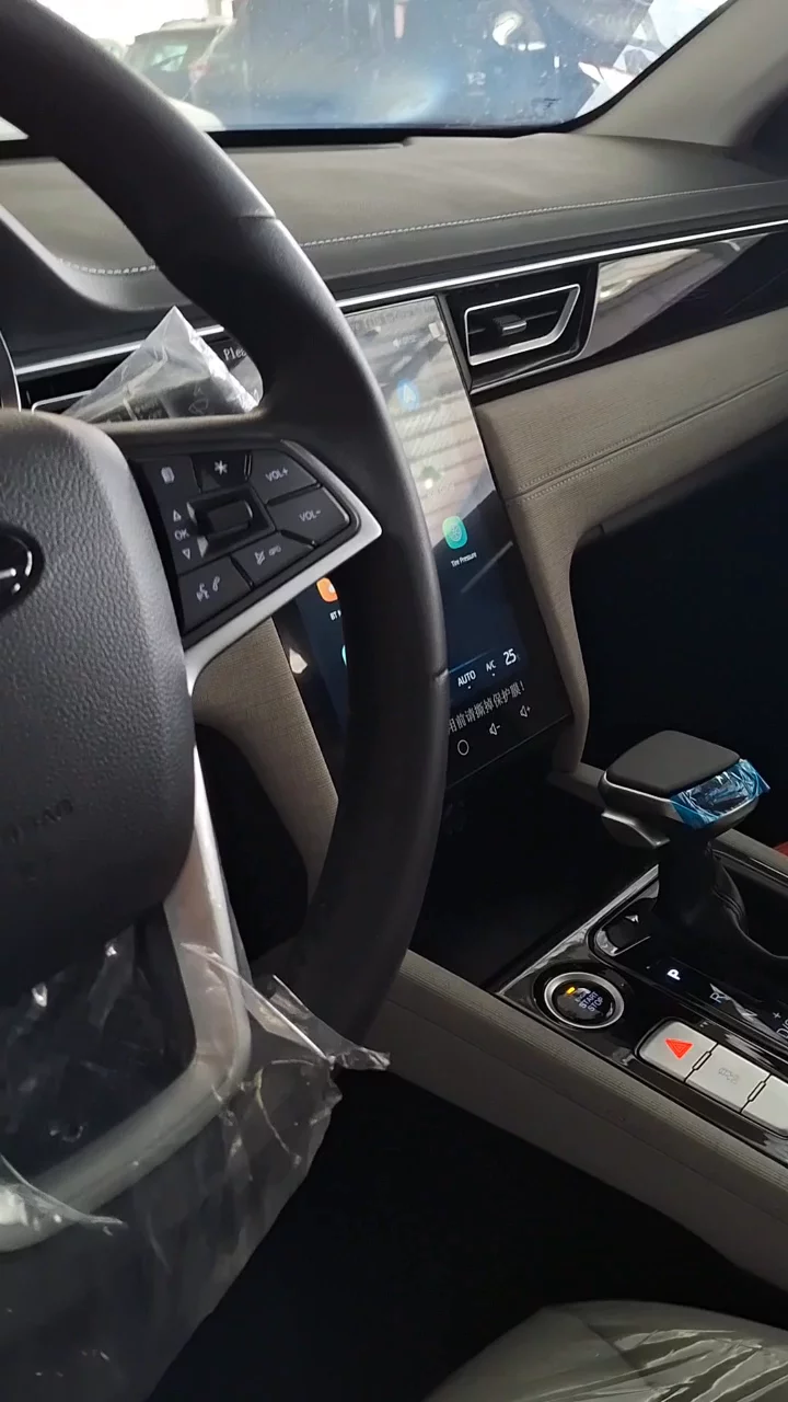 Car video thumbnail 1 of 10