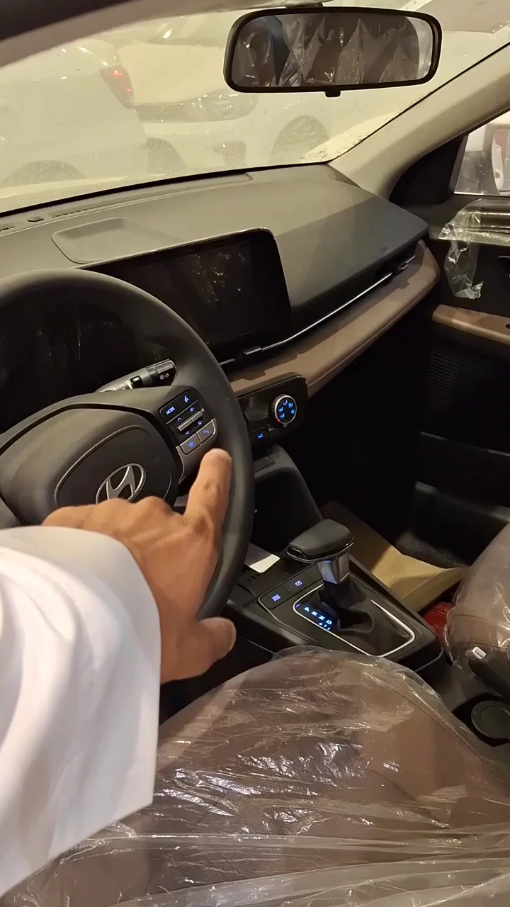 Car video thumbnail 1 of 10