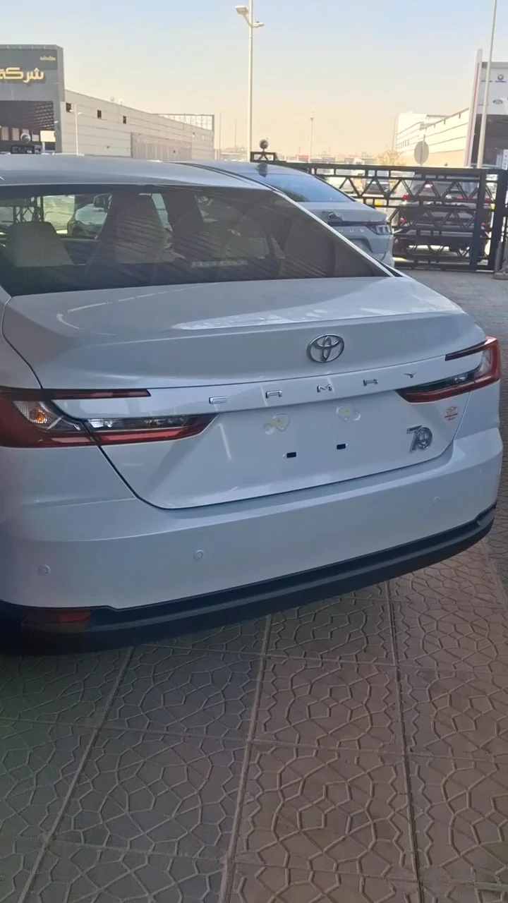 Car video thumbnail 1 of 10