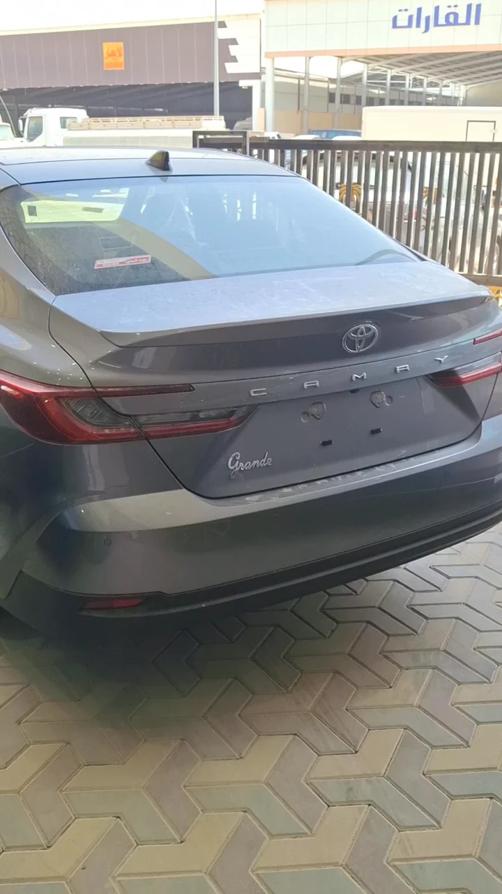 Car video thumbnail 1 of 10