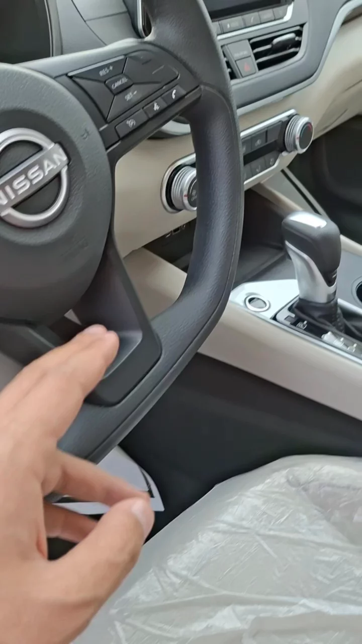 Car video thumbnail 1 of 10