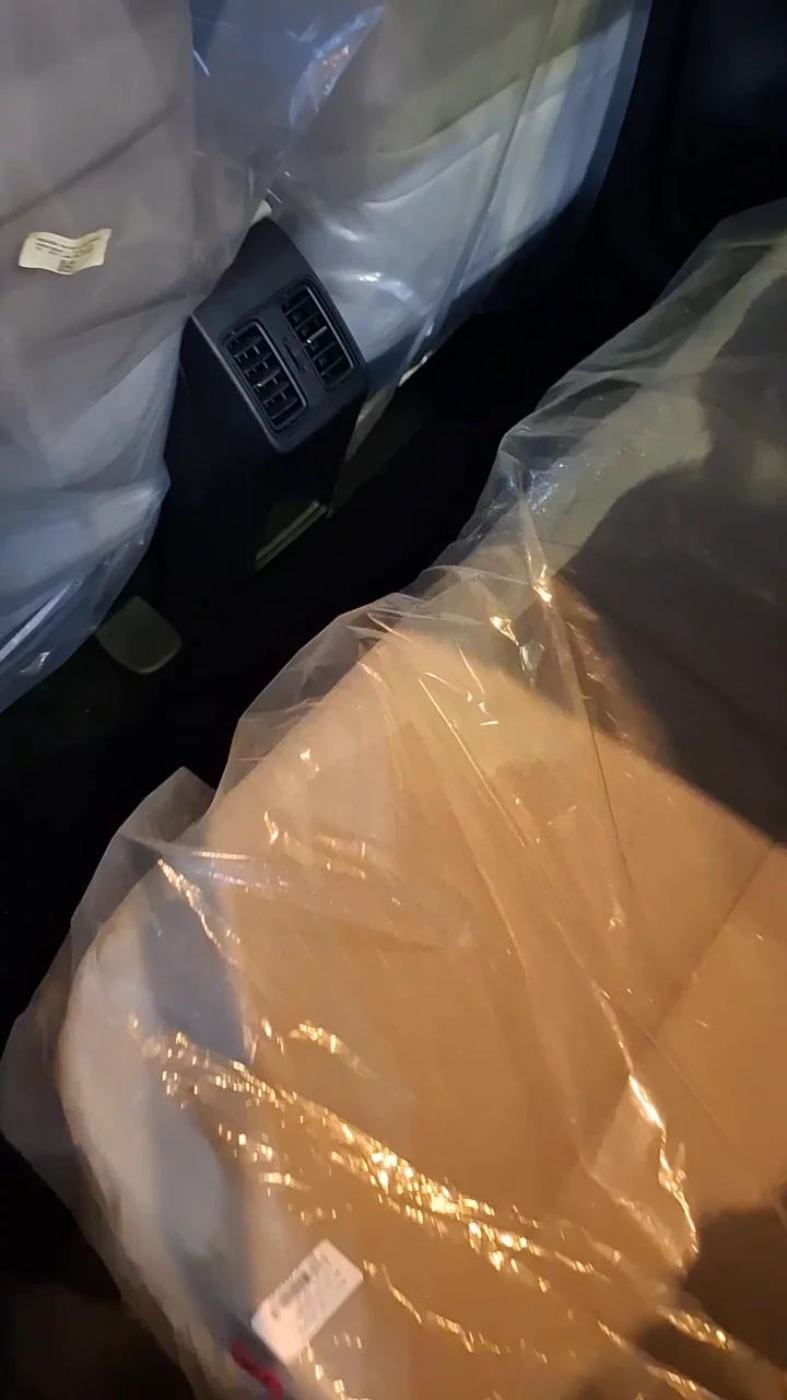 Car video thumbnail 1 of 9