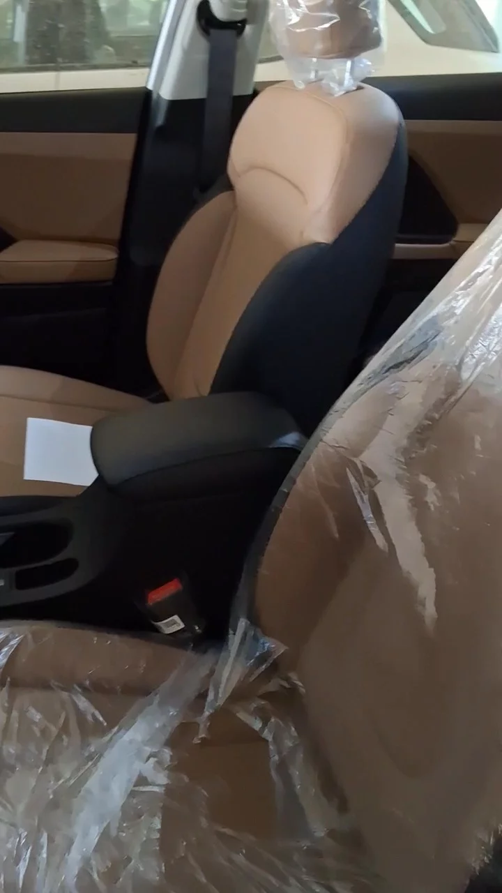 Car video thumbnail 1 of 9