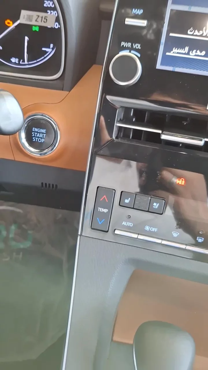 Car video thumbnail 1 of 10