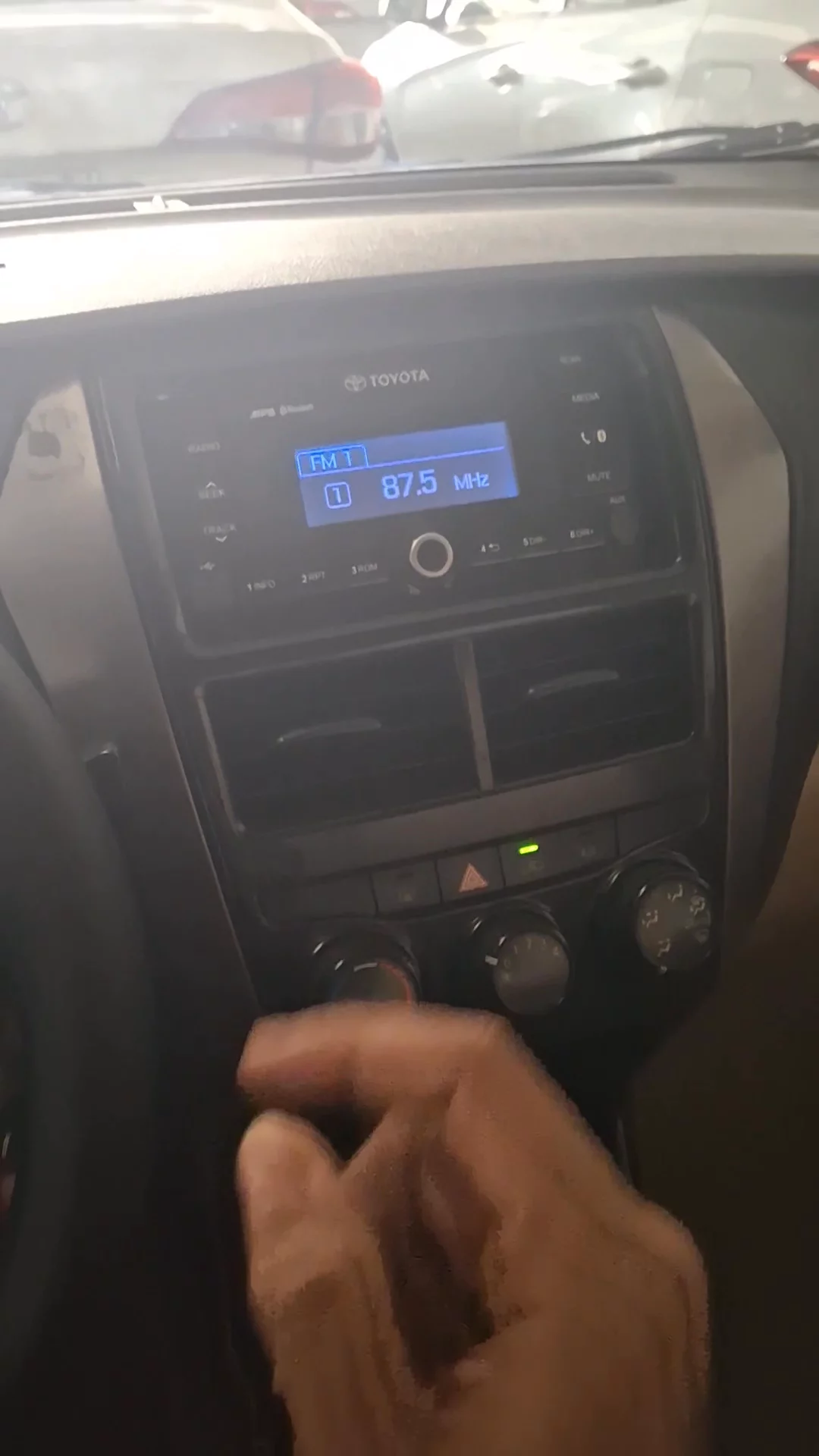 Car video thumbnail 1 of 7