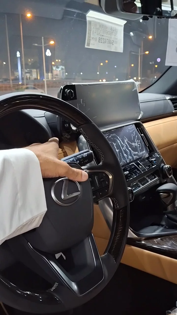 Car video thumbnail 1 of 10