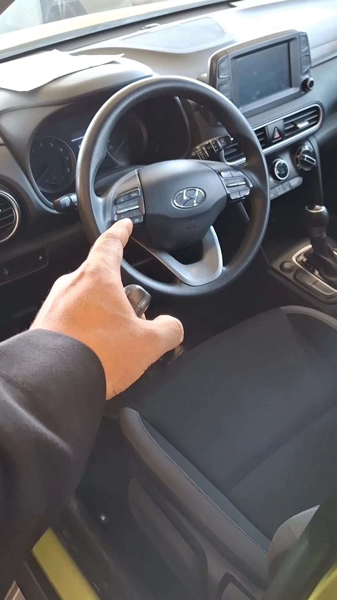 Car video thumbnail 1 of 7