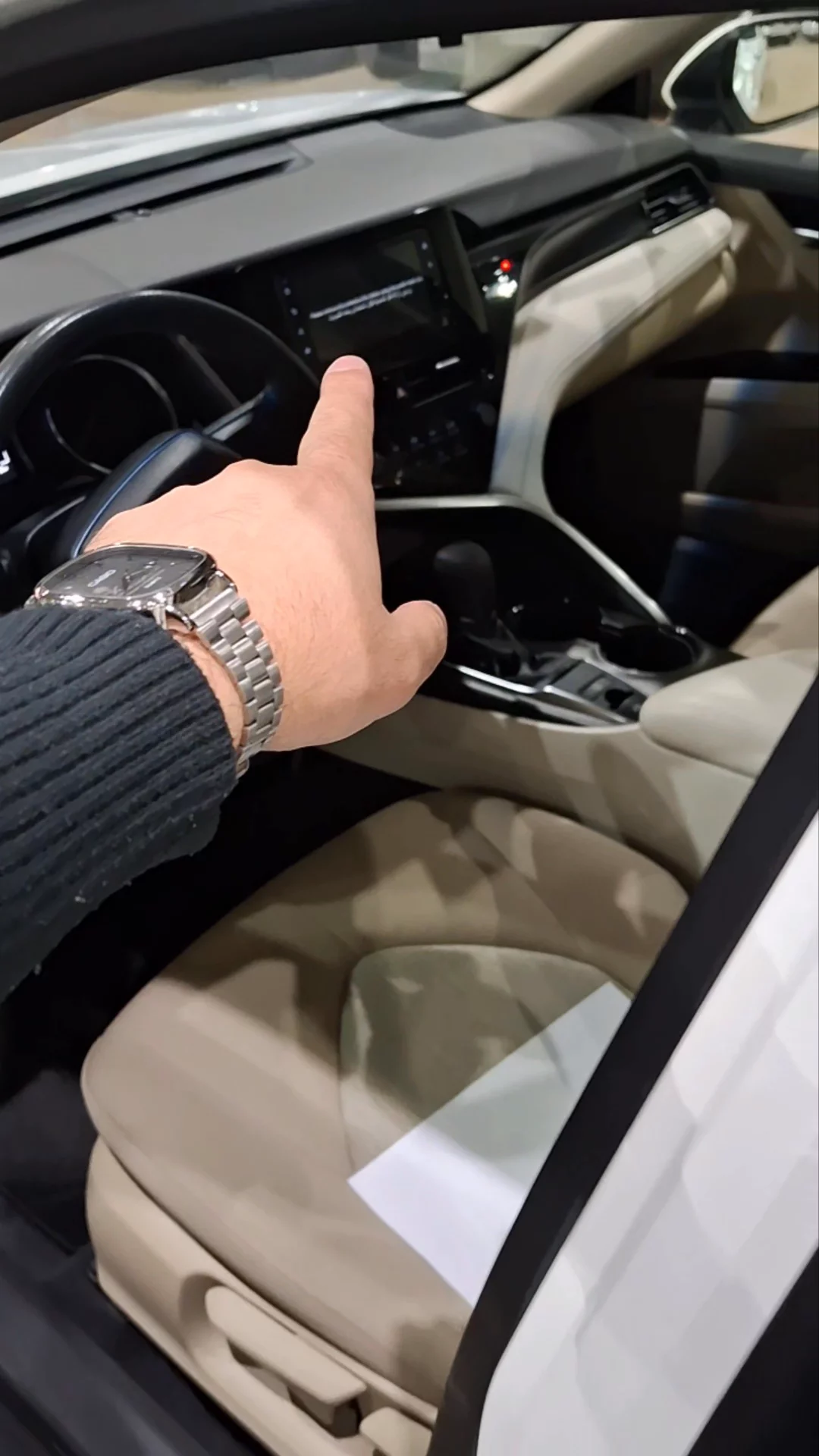 Car video thumbnail 1 of 11