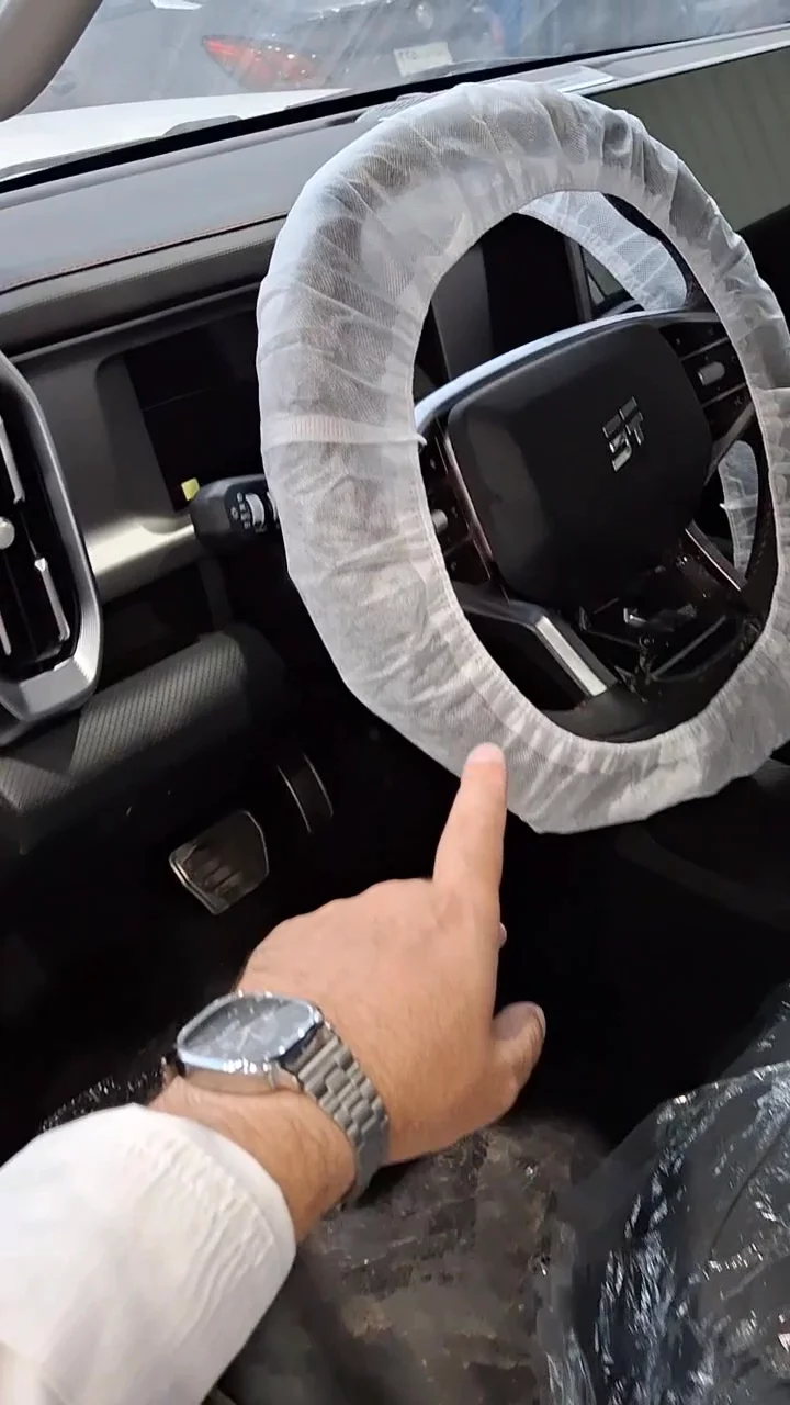 Car video thumbnail 1 of 10