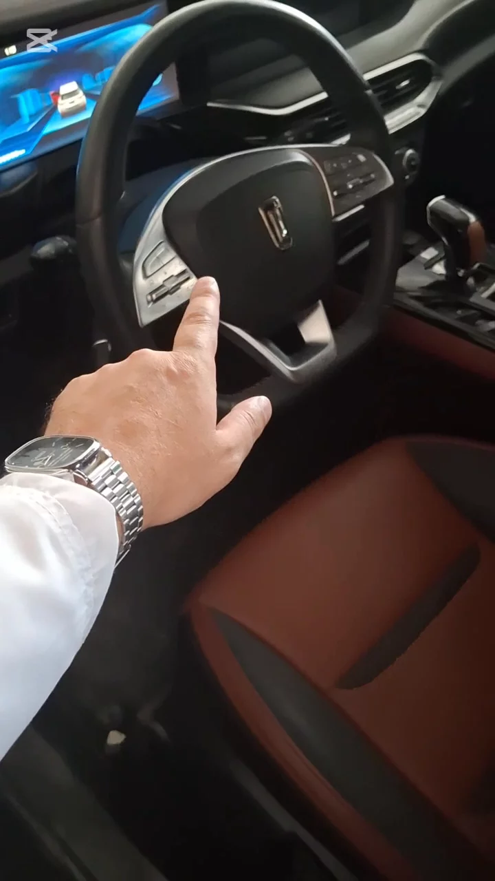 Car video thumbnail 1 of 8