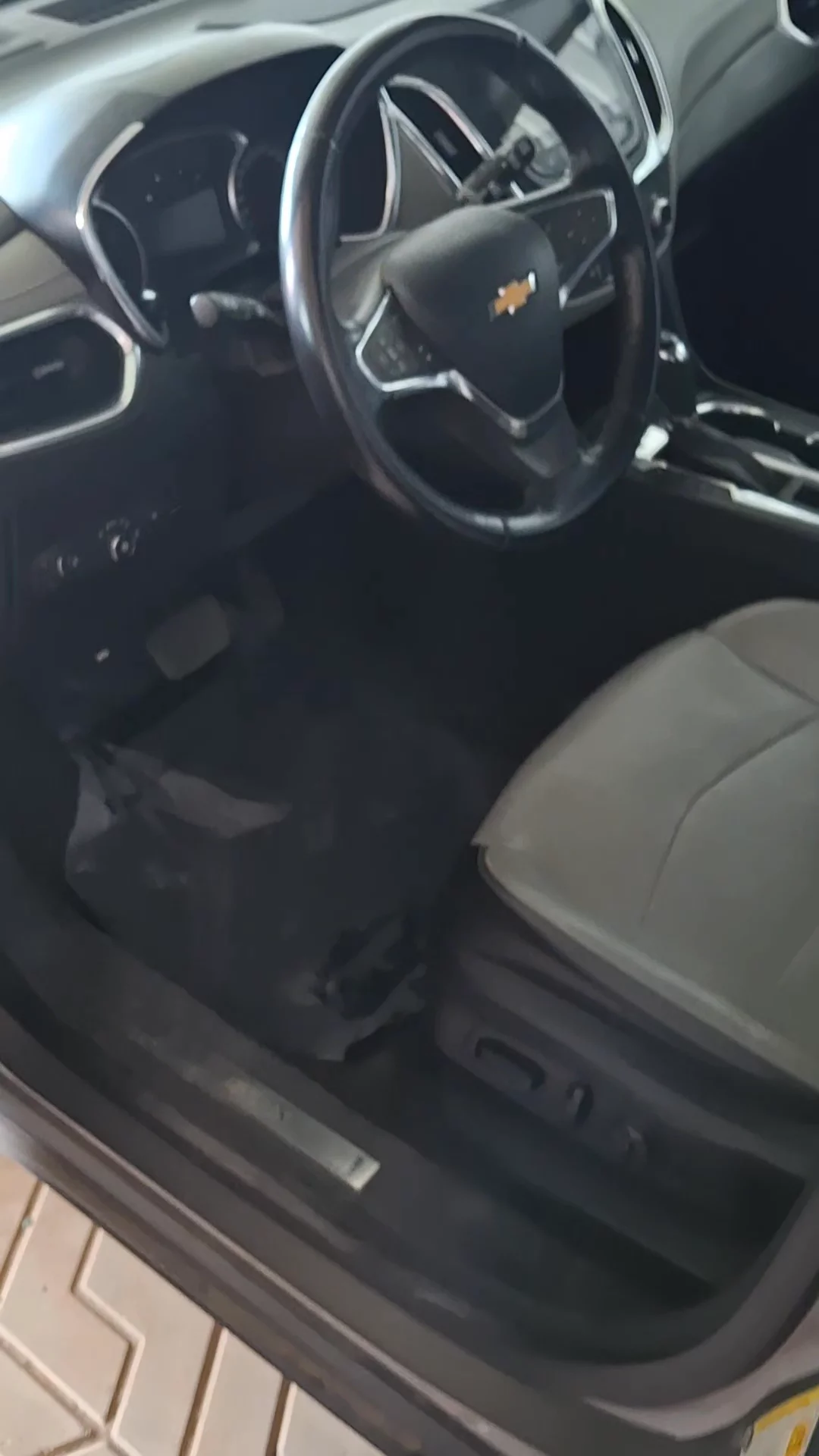 Car video thumbnail 1 of 9