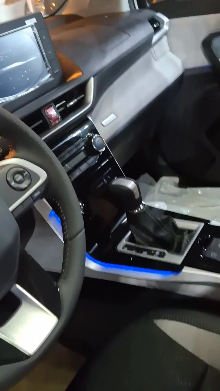 Car video thumbnail 1 of 10