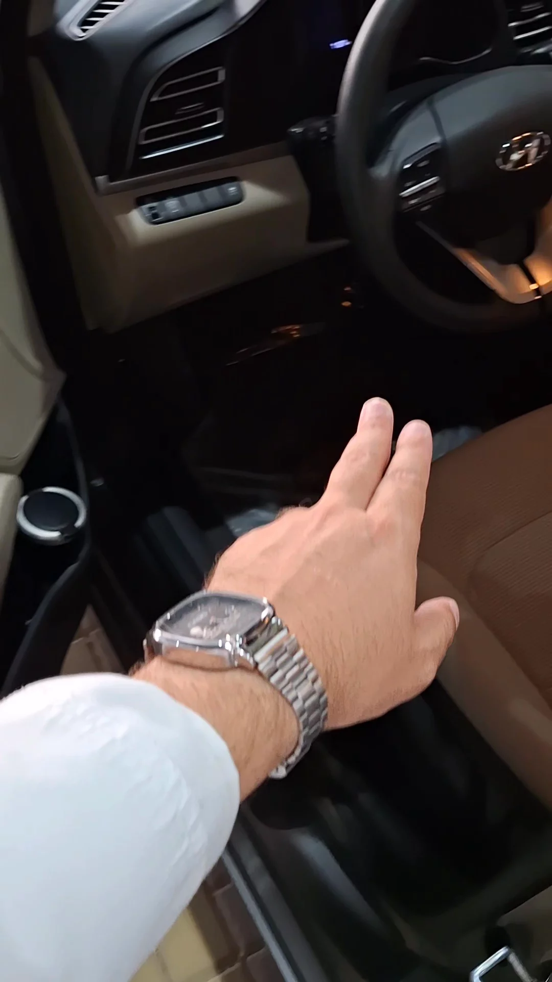 Car video thumbnail 1 of 10