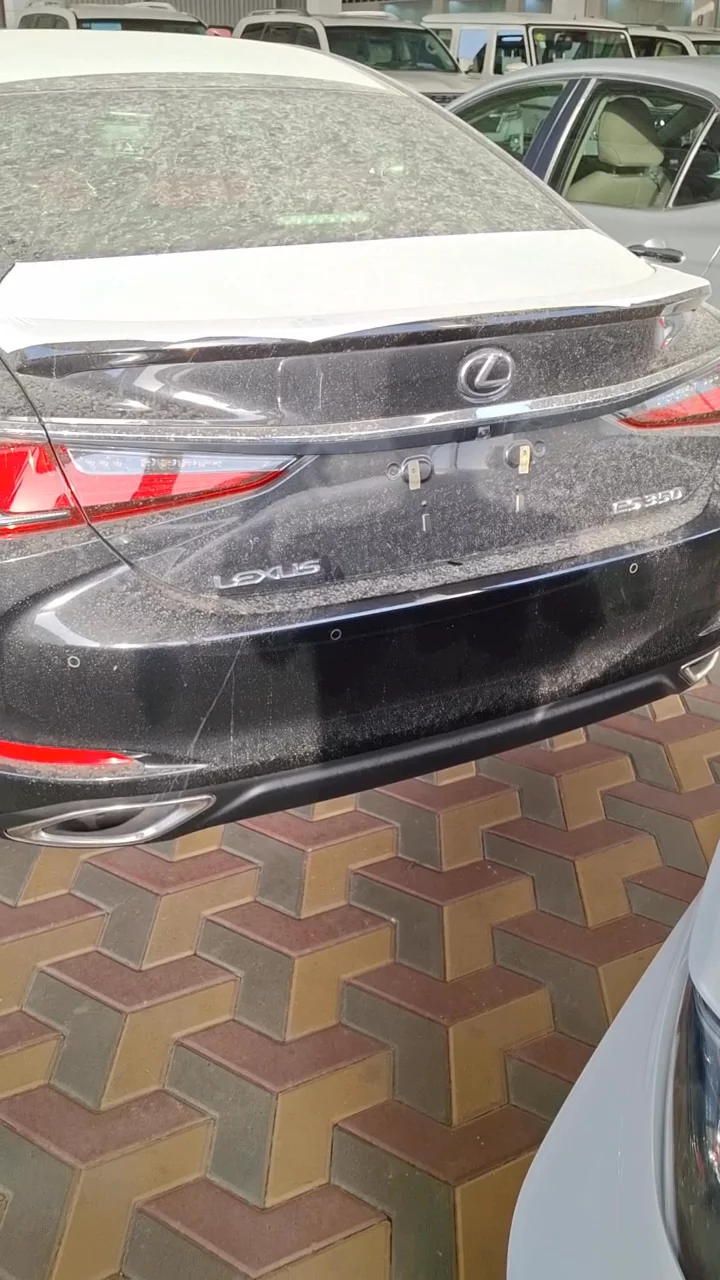 Car video thumbnail 1 of 10