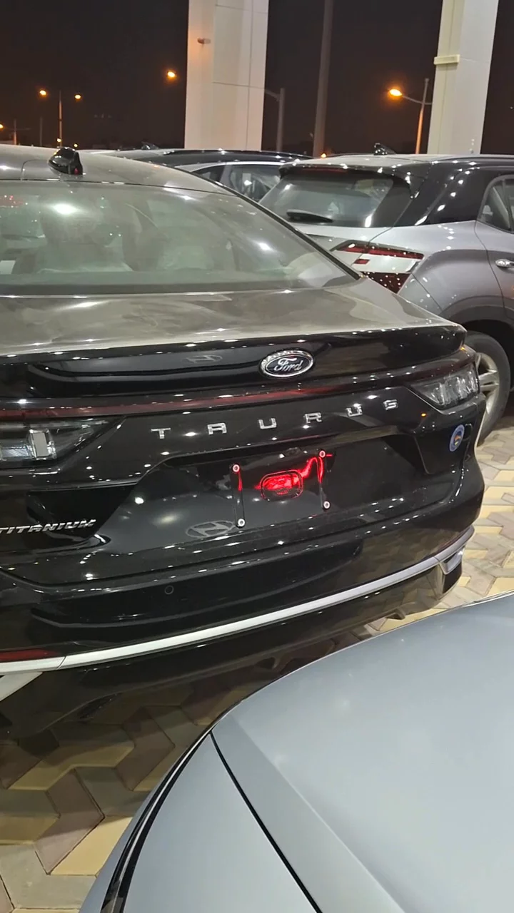 Car video thumbnail 1 of 10