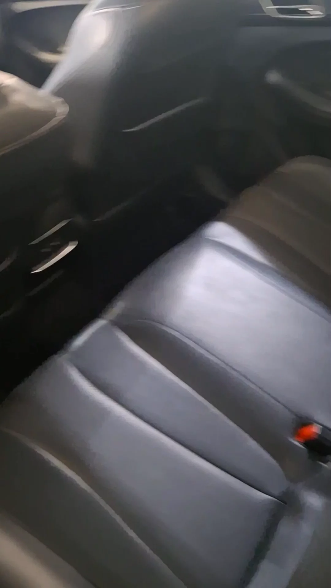 Car video thumbnail 1 of 7