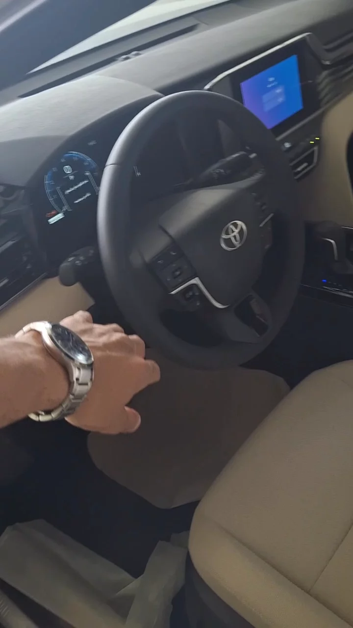 Car video thumbnail 1 of 10