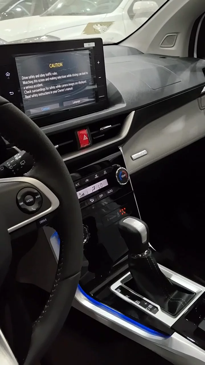 Car video thumbnail 1 of 11