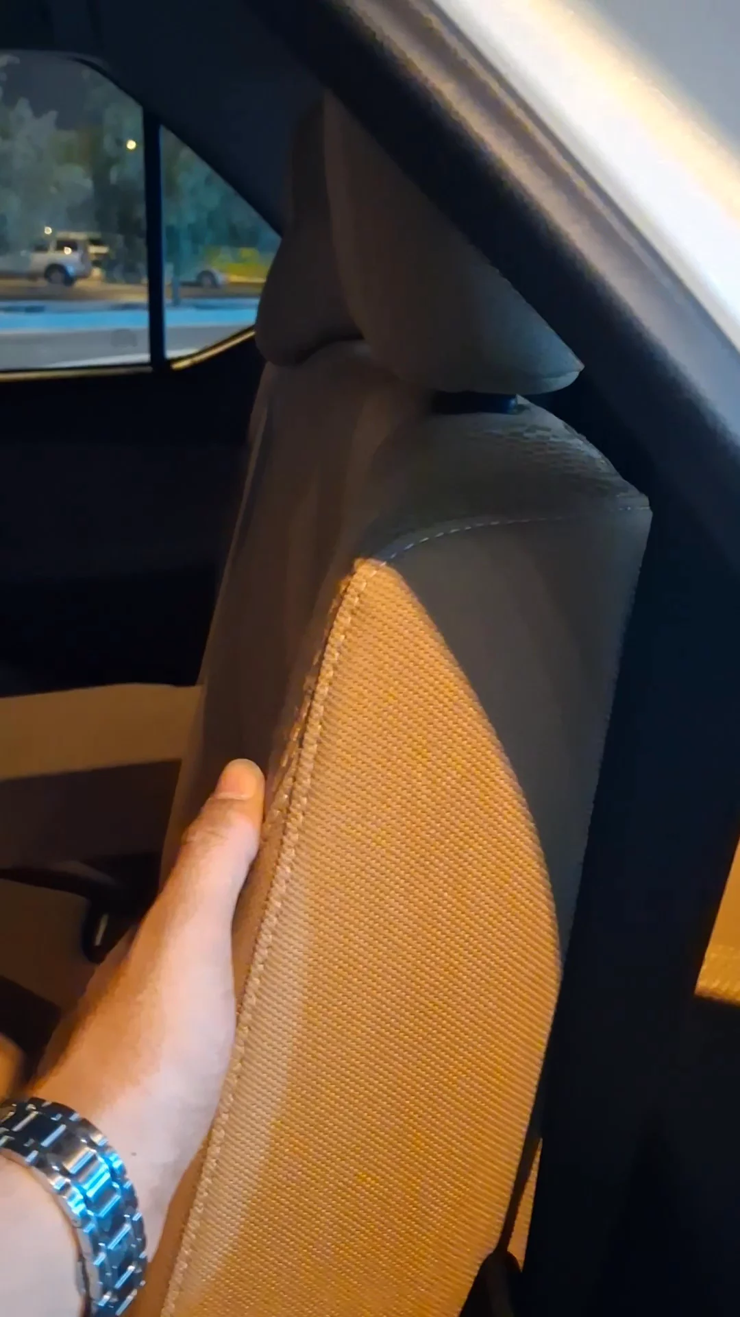 Car video thumbnail 1 of 7