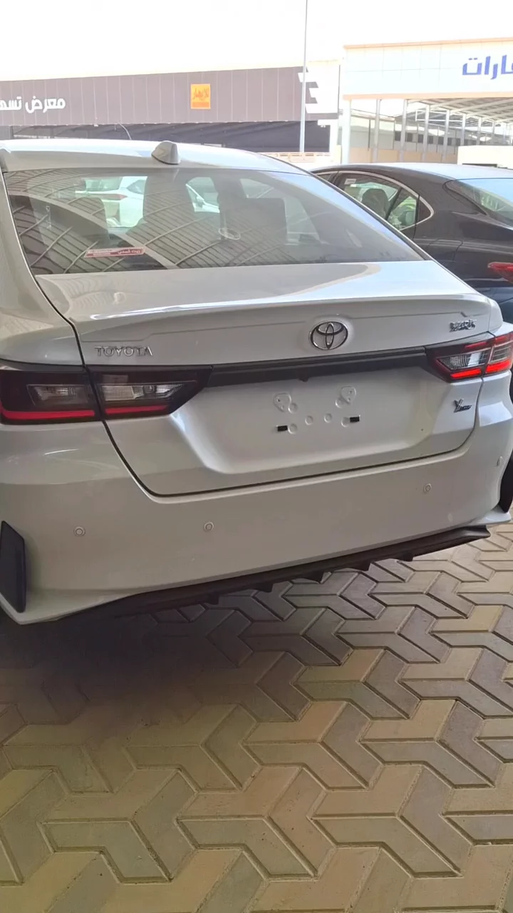 Car video thumbnail 1 of 10