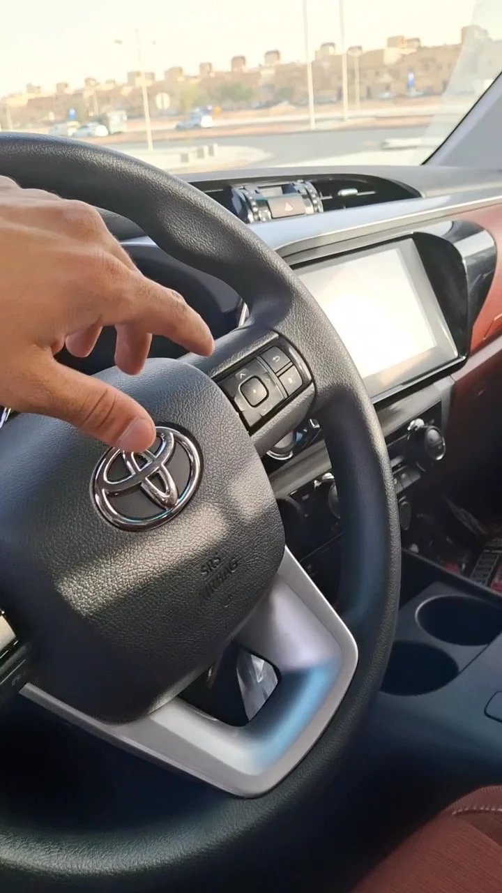 Car video thumbnail 1 of 8