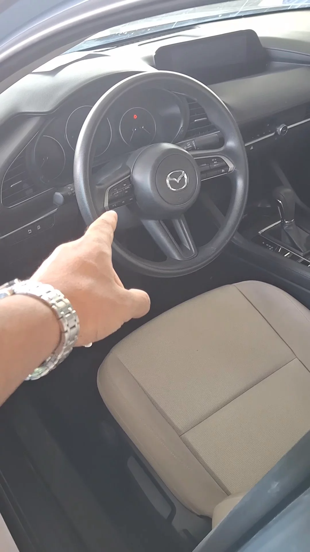 Car video thumbnail 1 of 7