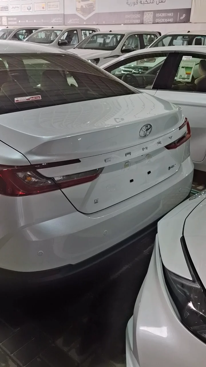 Car video thumbnail 1 of 10