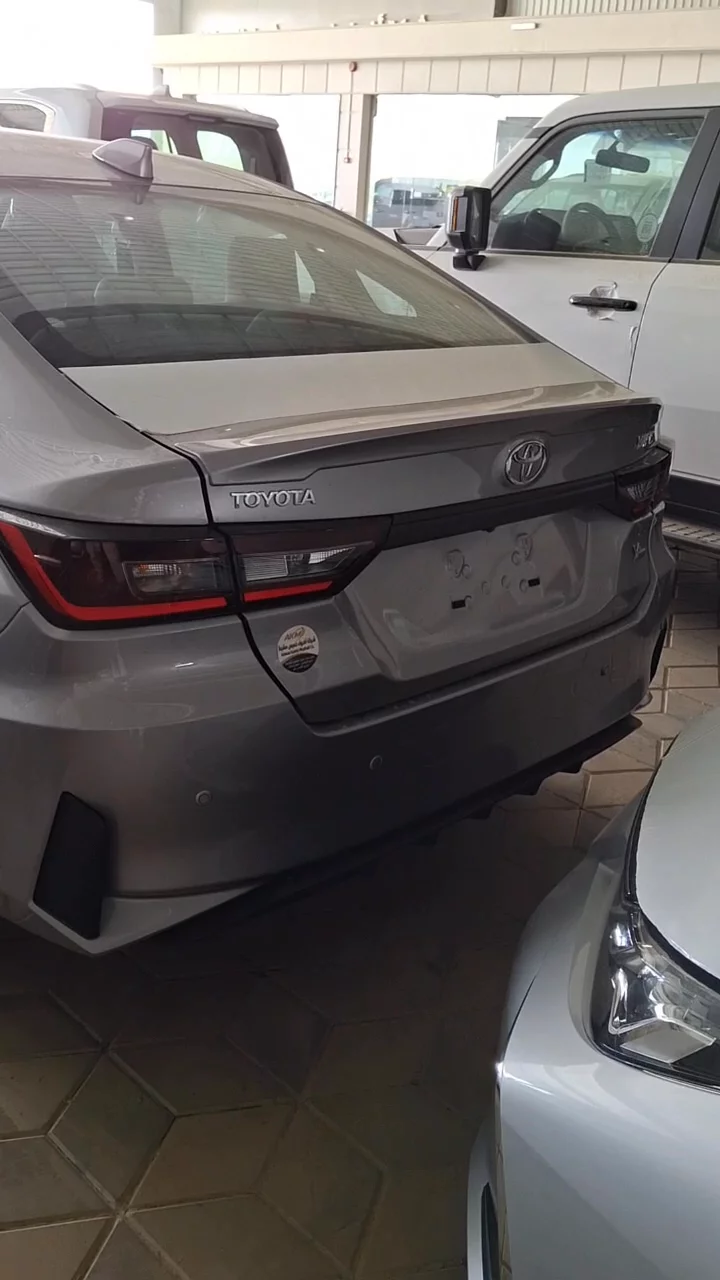 Car video thumbnail 1 of 10