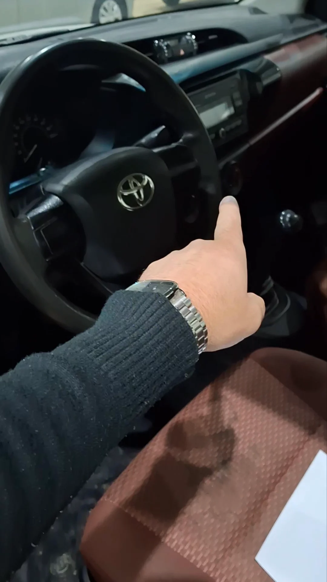 Car video thumbnail 1 of 7