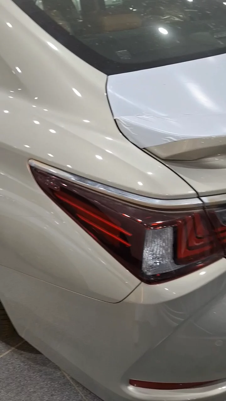 Car video thumbnail 1 of 10