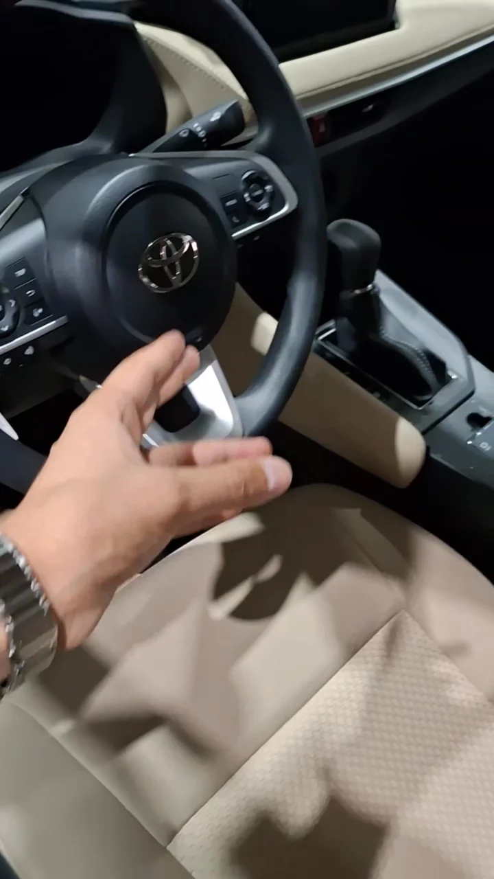 Car video thumbnail 1 of 10