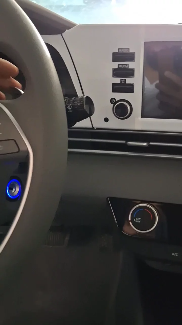 Car video thumbnail 1 of 10