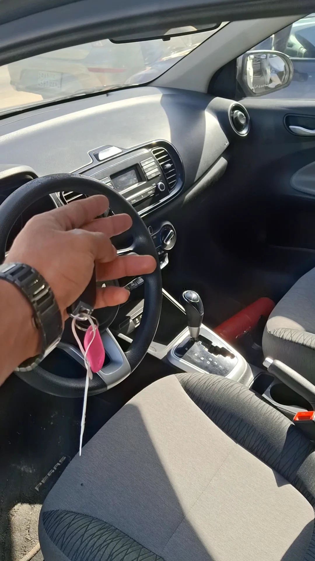 Car video thumbnail 1 of 8