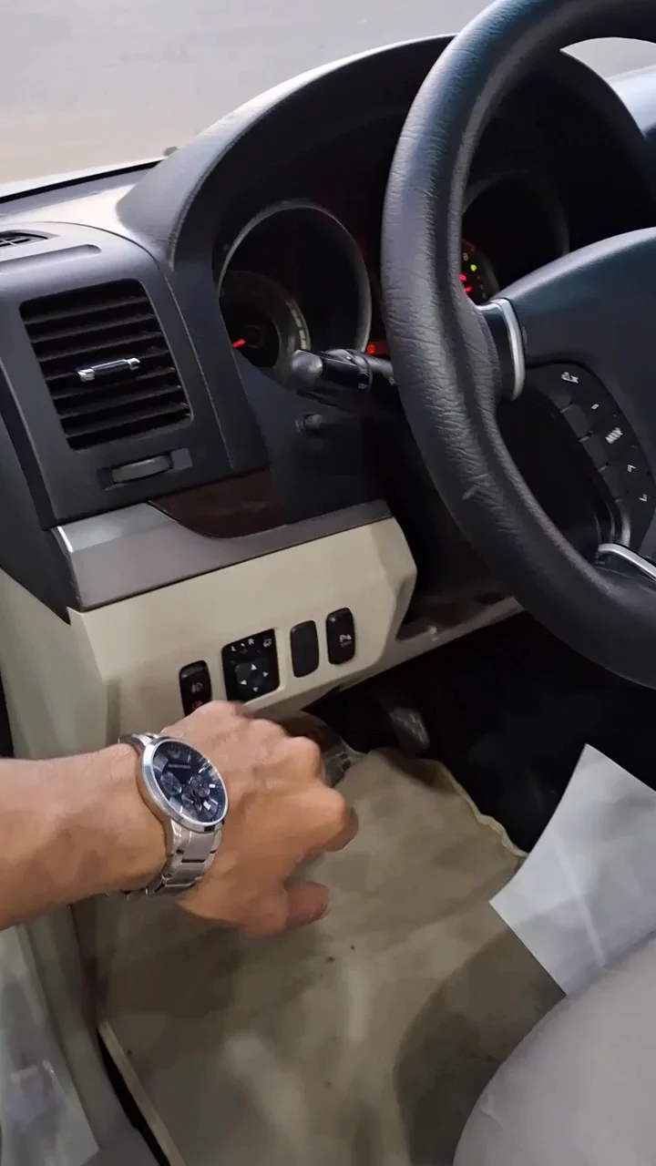 Car video thumbnail 1 of 10