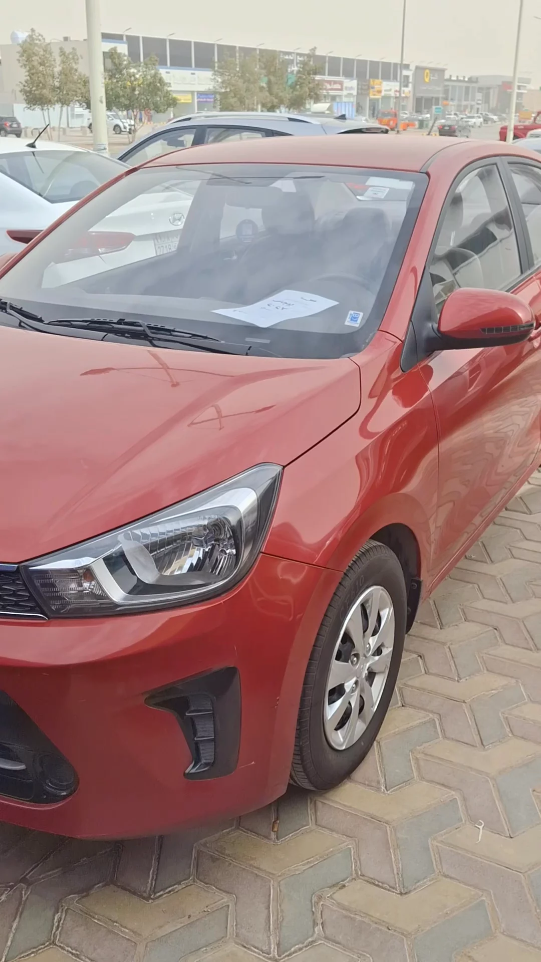 Car video thumbnail 1 of 8