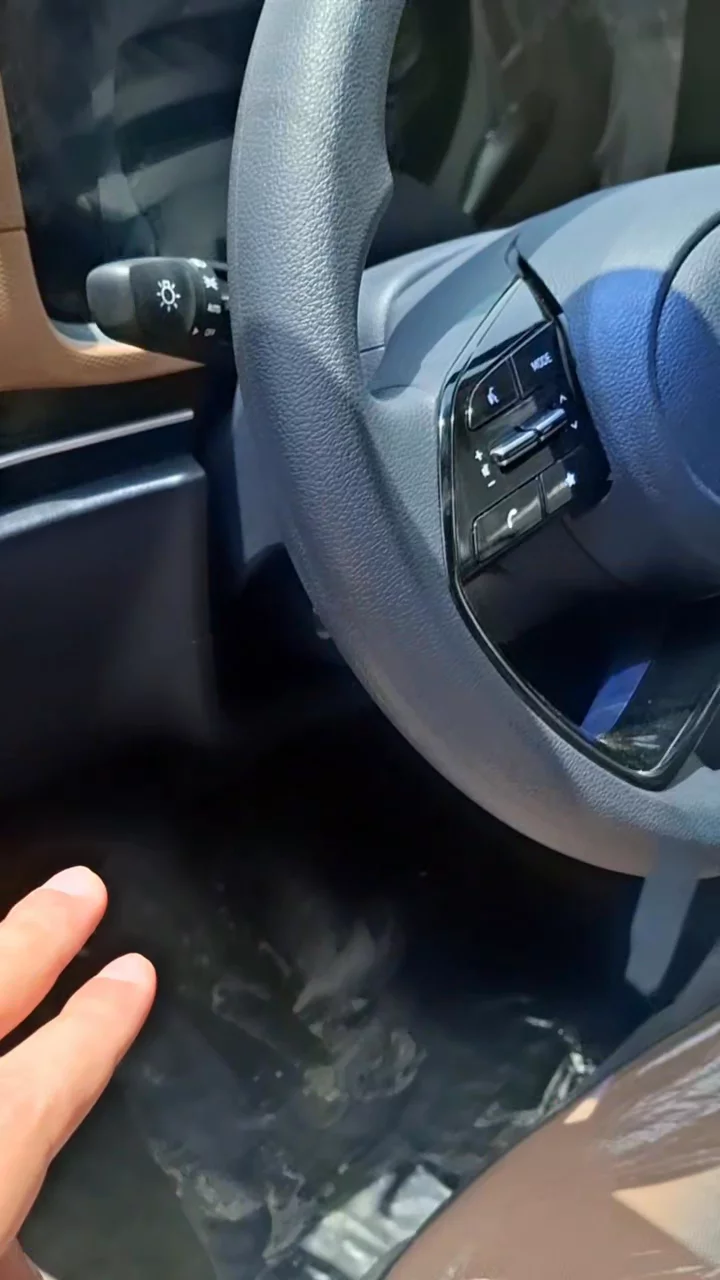 Car video thumbnail 1 of 10