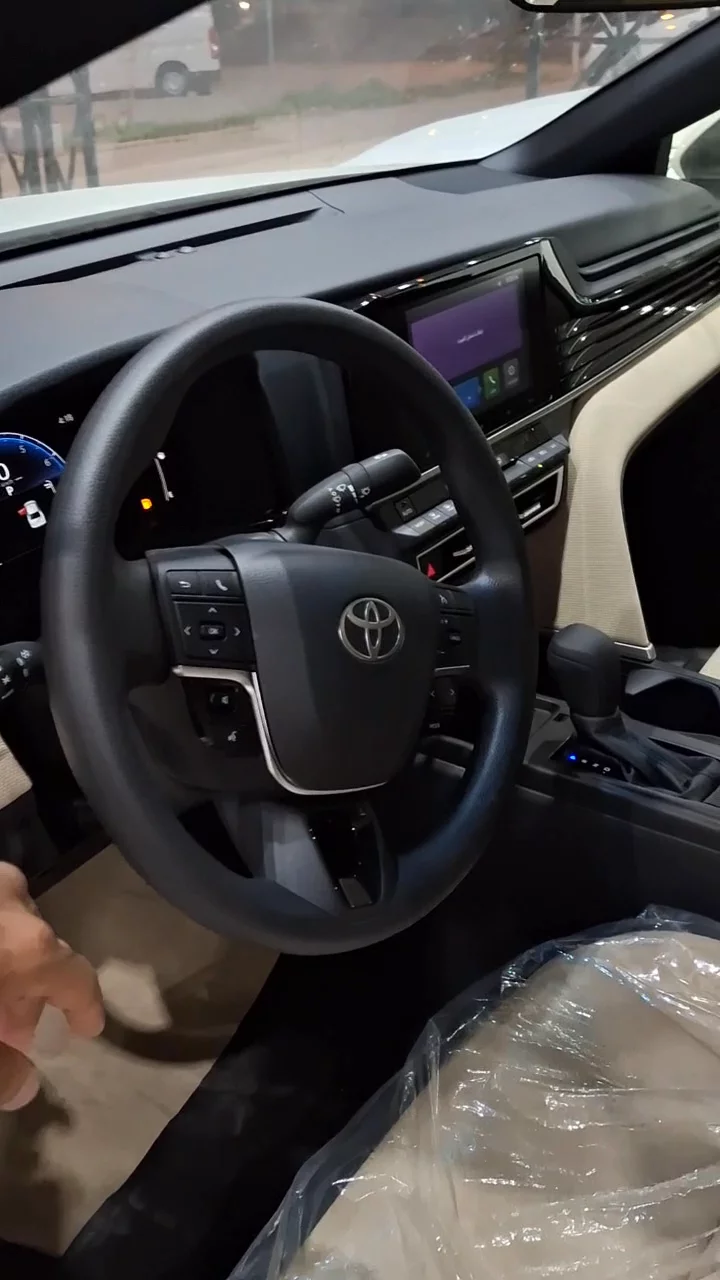 Car video thumbnail 1 of 10