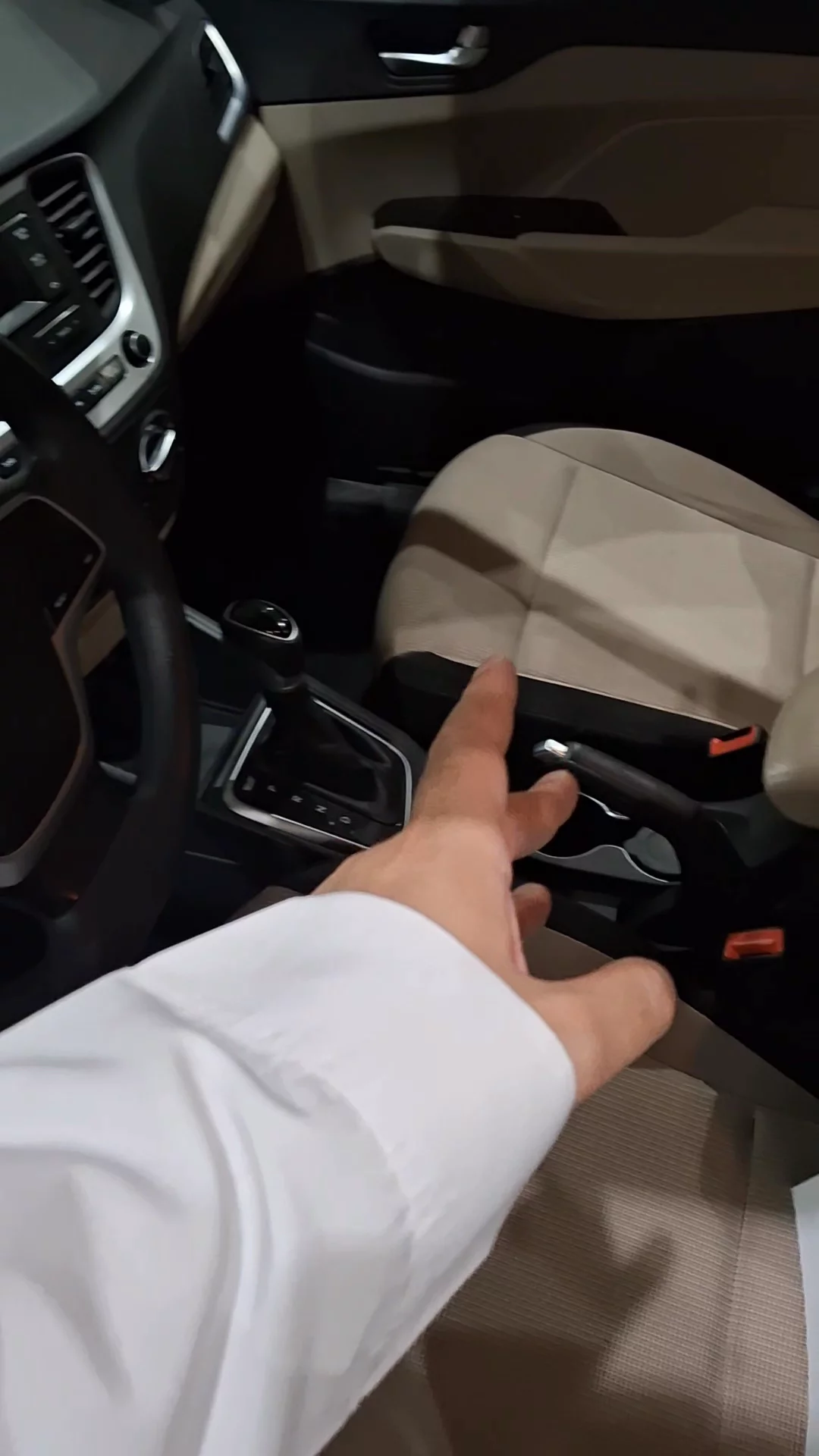 Car video thumbnail 1 of 10