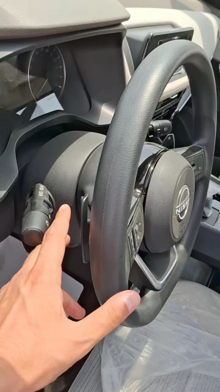 Car video thumbnail 1 of 10