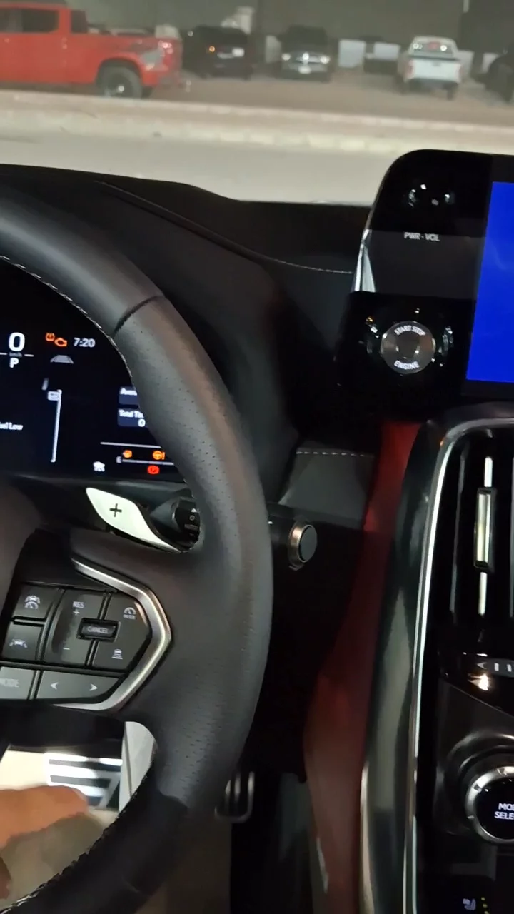 Car video thumbnail 1 of 10