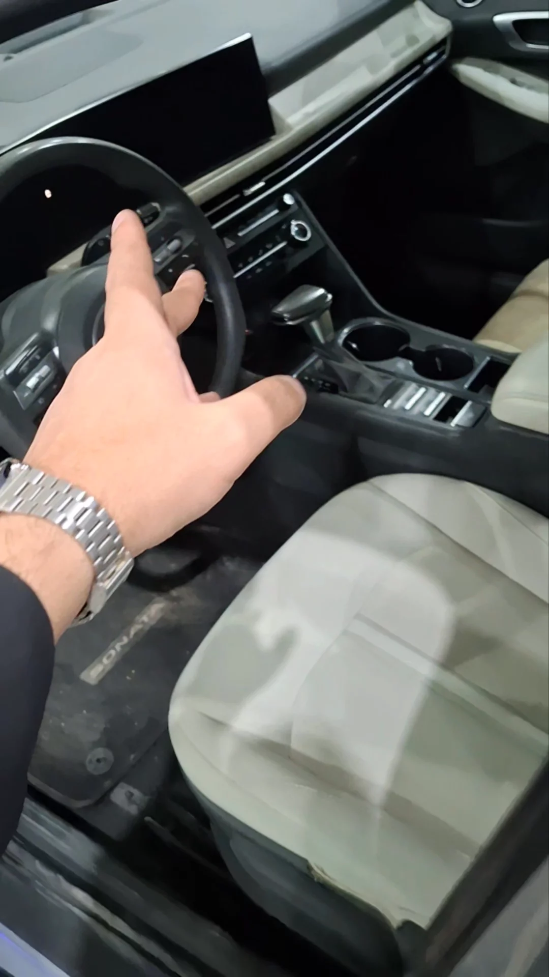 Car video thumbnail 1 of 10