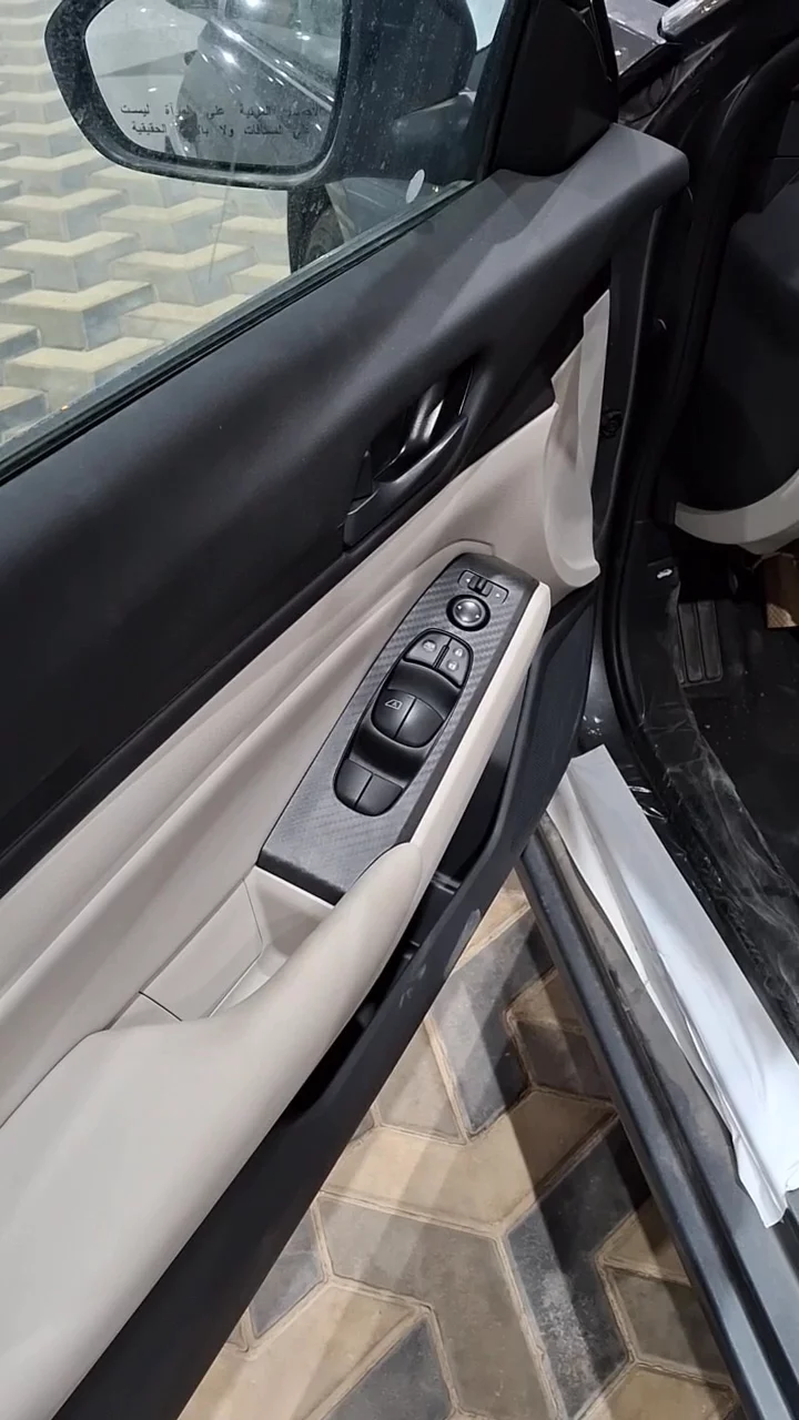 Car video thumbnail 1 of 10