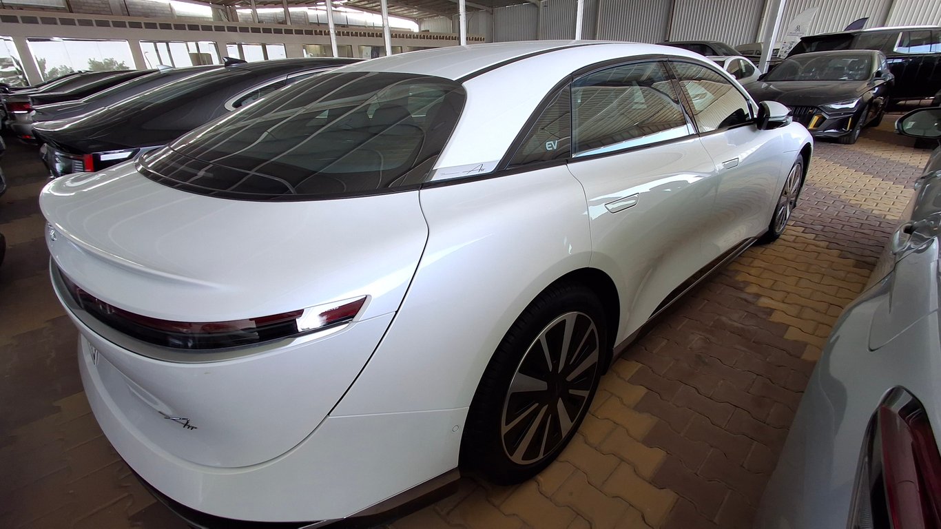 LUCID AIR 2024