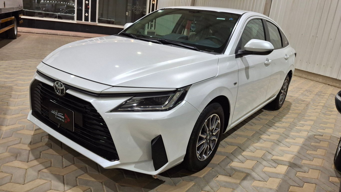 Toyota Yaris 2024