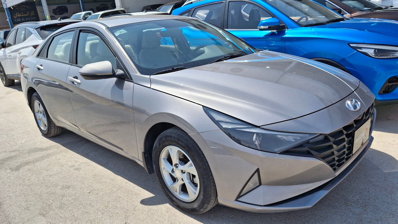 Hyundai Elantra 2023