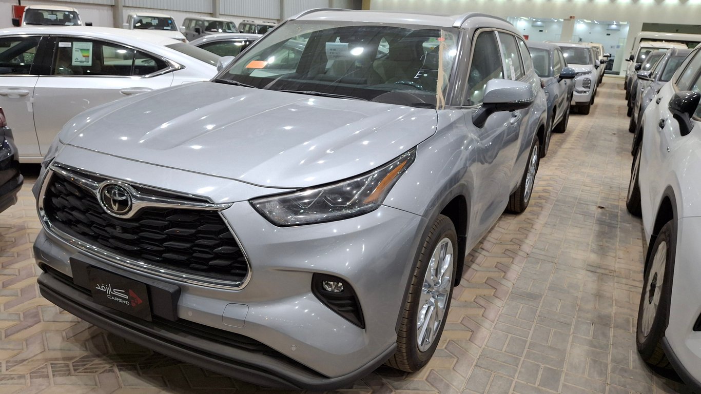 Toyota Highlander 2025