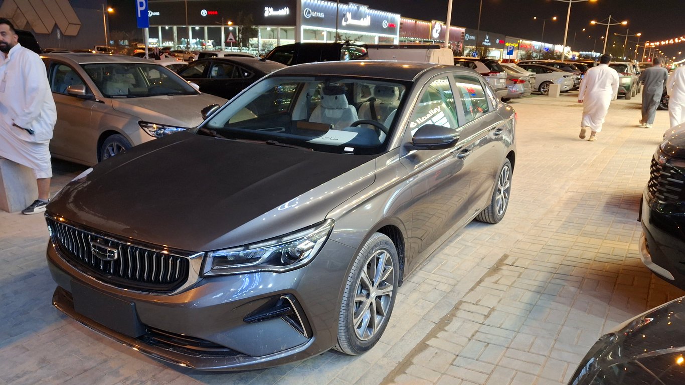 Geely Emgrand 2024