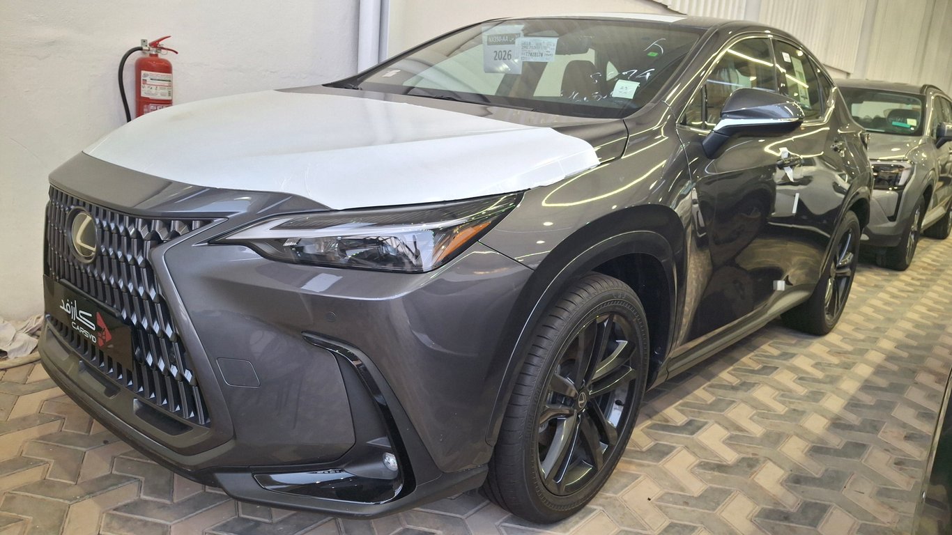 Lexus NX 2026